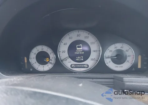 2004 Mercedes-Benz E 500 z USA, uszkodzony, nr VIN WDBUF70J04A448853